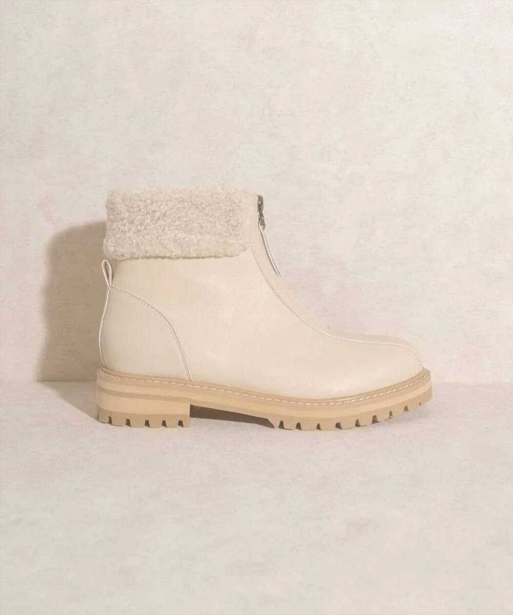 NEW OASIS SOCIETY women's evangeline modern bootie in cream